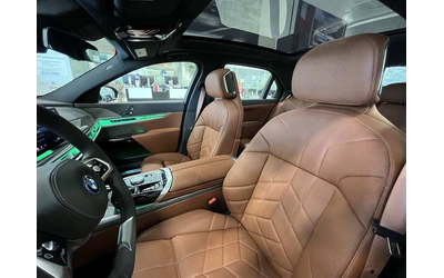 bmw-700-740d-xdrive - 5