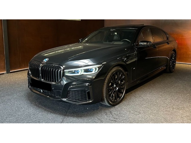 BMW 700 740d xDrive M-Pack - автомобили, коли, обяви за нови и употребявани 0