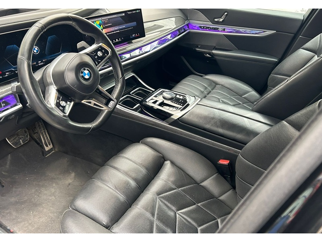 BMW 700 740d xDrive M-Sport - автомобили, коли, обяви за нови и употребявани 5
