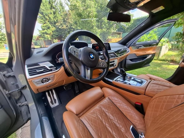 BMW 700 740d xDrive M-Sport - автомобили, коли, обяви за нови и употребявани 4