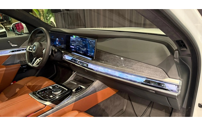 BMW 700 740d xDrive M-Sport Pack - автомобили, коли, обяви за нови и употребявани 10
