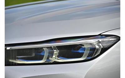 bmw-700-750d-xdrive - 4