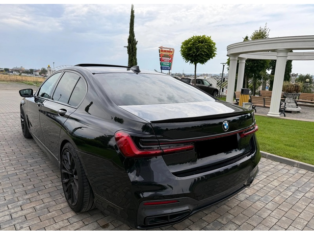 BMW 700 750d xDrive М-Sport - автомобили, коли, обяви за нови и употребявани 2