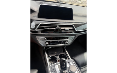 BMW 700 750d xDrive М-Sport - автомобили, коли, обяви за нови и употребявани 8