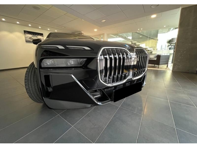 BMW 700 750е Plug-in Hybrid xDrive - автомобили, коли, обяви за нови и употребявани 2