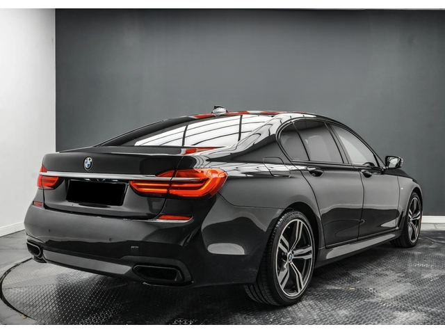 BMW 700 750i xDrive M-Sport - автомобили, коли, обяви за нови и употребявани 3
