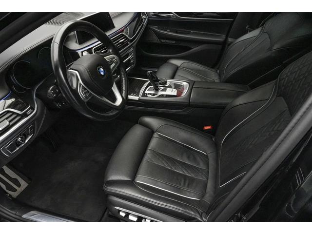 BMW 700 750i xDrive M-Sport - автомобили, коли, обяви за нови и употребявани 4