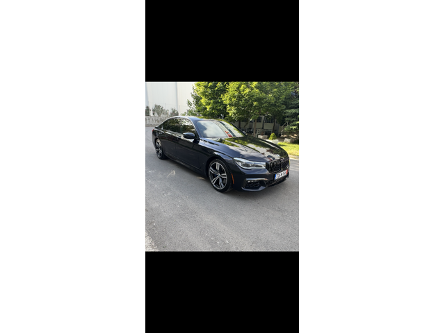BMW 700 Carbon core M SPORT FUKK - автомобили, коли, обяви за нови и употребявани 0