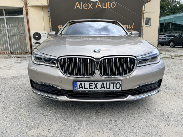 BMW 700 xDrive/Доказуем Пробег/Първи собственик/FULL - автомобили, коли, обяви за нови и употребявани 1