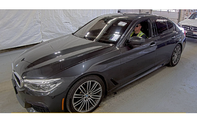 bmw-700-xdrive-m-sport-line - 0