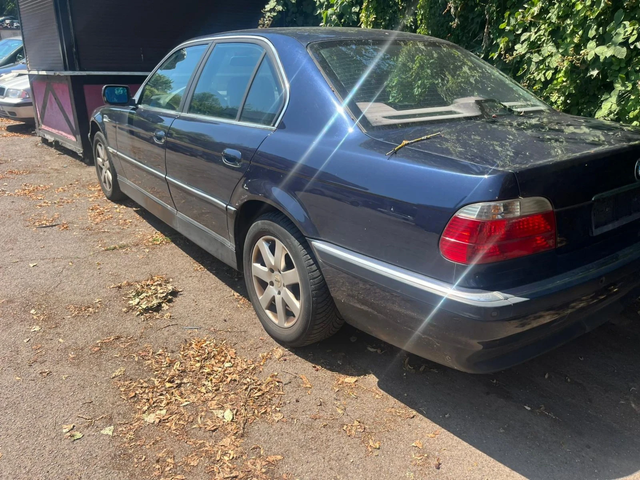 BMW 728 - автомобили, коли, обяви за нови и употребявани 1