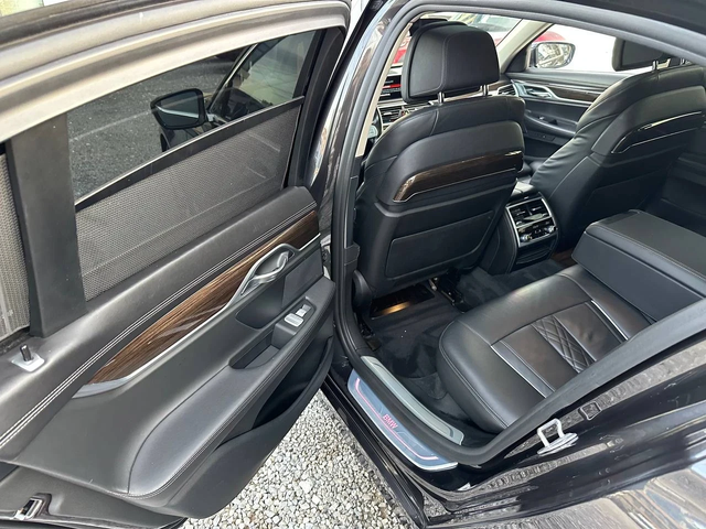 BMW 730 ХD ШВЕЙЦАРИЯ 4х4 - автомобили, коли, обяви за нови и употребявани 15