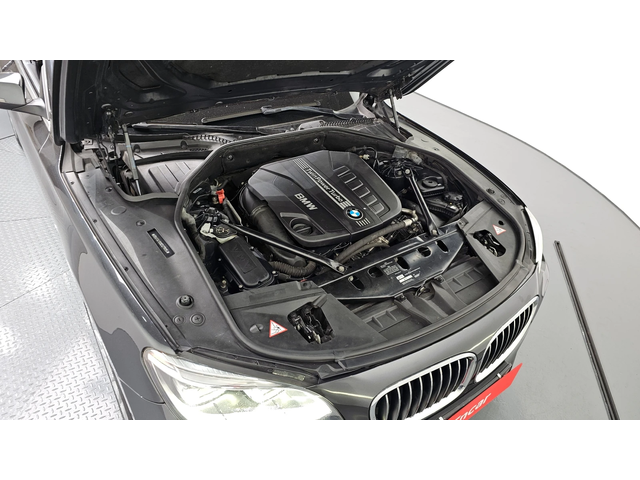 BMW 730 7 Series (F01) 730d xDrive - автомобили, коли, обяви за нови и употребявани 5