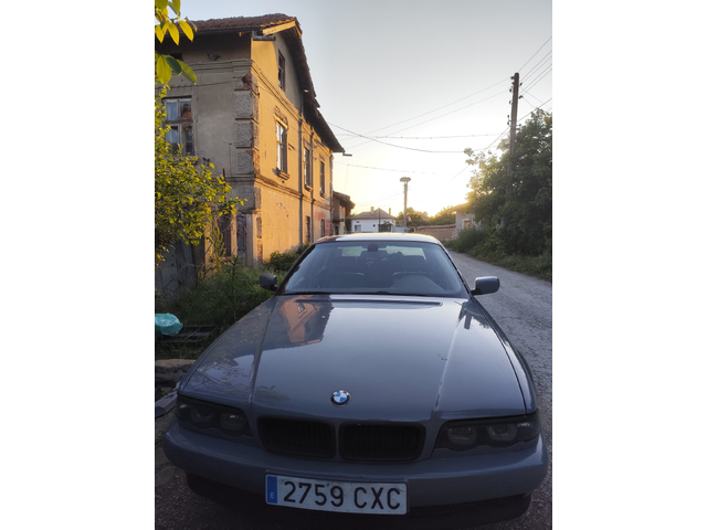 BMW 730, 2001 г., 3 км, 0 к.с. - автомобили, коли, обяви за нови и употребявани 1