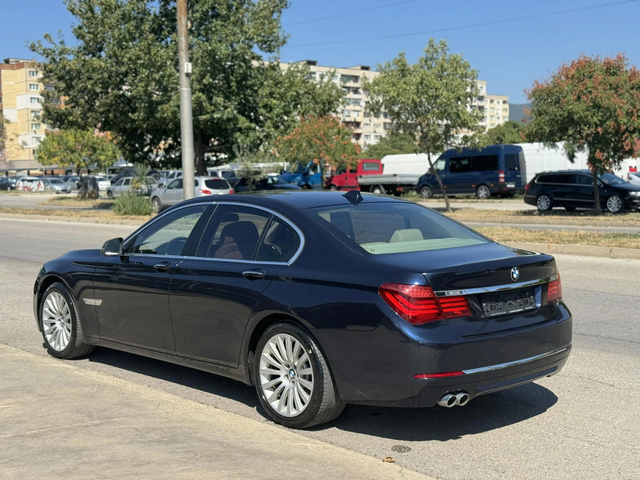 BMW 730 d X-Drive* Facelift* ПЕРФЕКТЕН* - автомобили, коли, обяви за нови и употребявани 2