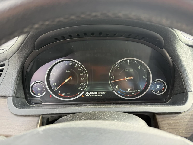 BMW 730 Face Lift Шум в Главата Full Maxx - автомобили, коли, обяви за нови и употребявани 8