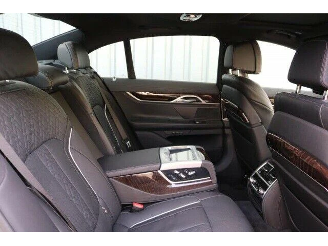 BMW 730 d xDrive M Sportpaket - автомобили, коли, обяви за нови и употребявани 6