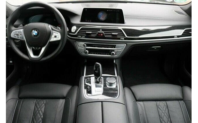 BMW 730 d xDrive - автомобили, коли, обяви за нови и употребявани 7