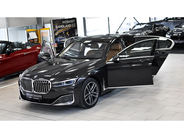 BMW 730 d xDrive Steptronic - автомобили, коли, обяви за нови и употребявани 0