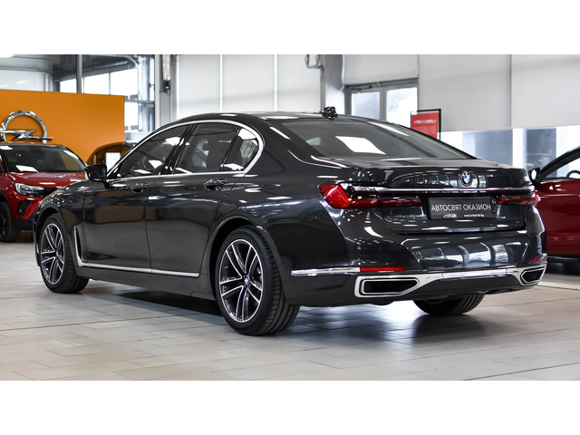 BMW 730 d xDrive Steptronic - автомобили, коли, обяви за нови и употребявани 6