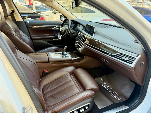 BMW 730 D#M-PACK#INDIVIDUAL#DISTR#ОБДУХВАНЕ#FULLED#DIGITAL - автомобили, коли, обяви за нови и употребявани 9