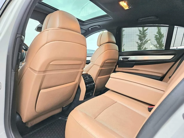 BMW 730 D XDRIVE FULL M PACK ПАНОРАМЕН ЛЮК ЛИЗИНГ 100% - автомобили, коли, обяви за нови и употребявани 15