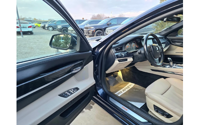 BMW 730 D XDRIVE FULL TOP ПАНОРАМЕН ЛЮК ЛИЗИНГ 100% - автомобили, коли, обяви за нови и употребявани 10
