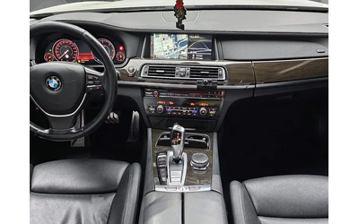 BMW 730 xDrive - автомобили, коли, обяви за нови и употребявани 12
