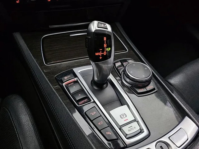 BMW 730 xDrive - автомобили, коли, обяви за нови и употребявани 16