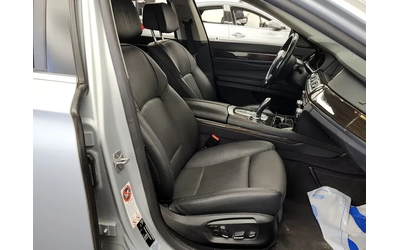 BMW 730 D xDrive - автомобили, коли, обяви за нови и употребявани 10