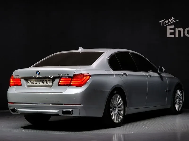 BMW 730 D xDrive - автомобили, коли, обяви за нови и употребявани 1