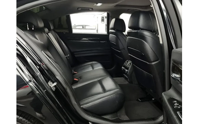 BMW 730 D xDrive - автомобили, коли, обяви за нови и употребявани 11