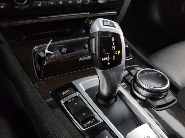 BMW 730 D xDrive - автомобили, коли, обяви за нови и употребявани 8