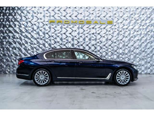 BMW 730 d xDrive* Pano* 360 - автомобили, коли, обяви за нови и употребявани 5