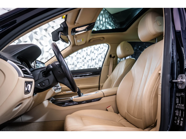 BMW 730 d xDrive* Pano* 360 - автомобили, коли, обяви за нови и употребявани 7
