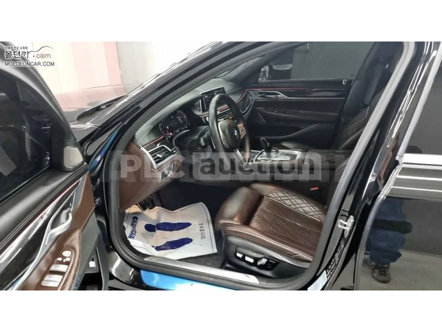 BMW 730 ОБДУХВАНЕ * ДИСТРОНИК * 360 * ПАНОРАМА * HEAD-UP * - автомобили, коли, обяви за нови и употребявани 6