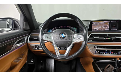 BMW 730 * Дистроник * Лазери * Обдухване * Harman Kardon * - автомобили, коли, обяви за нови и употребявани 10