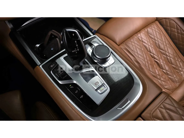 BMW 730 * Дистроник * Лазери * Обдухване * Harman Kardon * - автомобили, коли, обяви за нови и употребявани 6