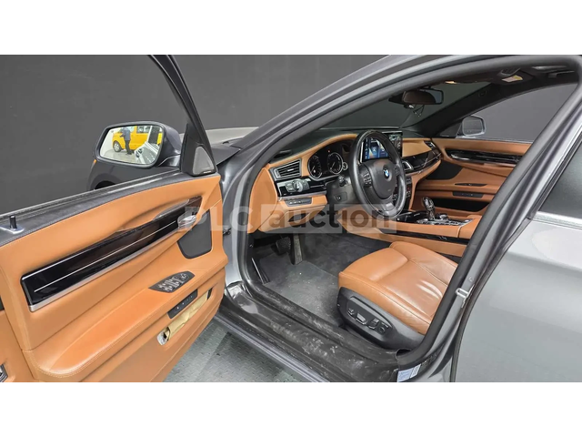 BMW 730 ПОДГРЕВИ * ПАНО * HEAD-UP * KEYLESS * H/K - автомобили, коли, обяви за нови и употребявани 8