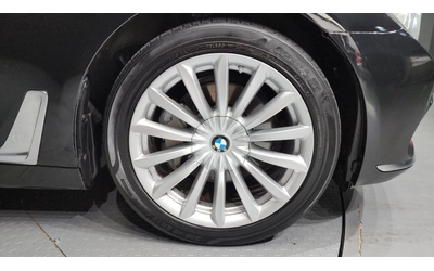 BMW 730 d xDrive - автомобили, коли, обяви за нови и употребявани 4