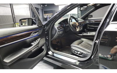 BMW 730 d xDrive - автомобили, коли, обяви за нови и употребявани 9