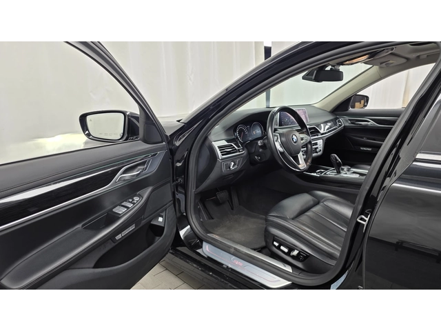BMW 730 730Ld xDrive - автомобили, коли, обяви за нови и употребявани 4