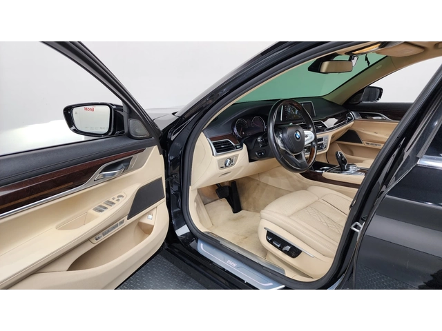 BMW 730 d xDrive - автомобили, коли, обяви за нови и употребявани 6