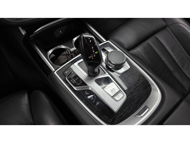 BMW 730 730Ld xDrive - автомобили, коли, обяви за нови и употребявани 11