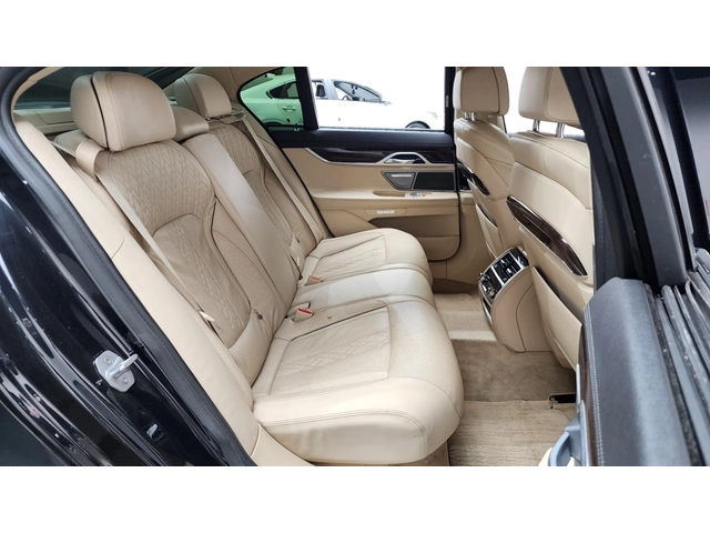 BMW 730 d xDrive - автомобили, коли, обяви за нови и употребявани 10