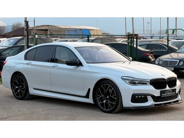 BMW 730 d= xDrive= M-pack= Aero Pack= HUD= Soft Close= har - автомобили, коли, обяви за нови и употребявани 2