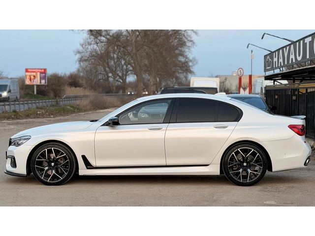 BMW 730 d= xDrive= M-pack= Aero Pack= HUD= Soft Close= har - автомобили, коли, обяви за нови и употребявани 7