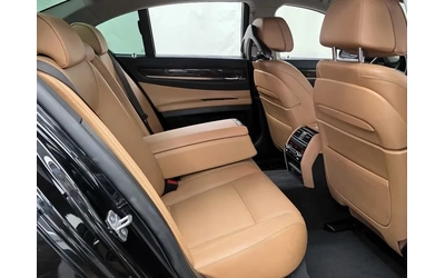 BMW 730 xDrive - автомобили, коли, обяви за нови и употребявани 11