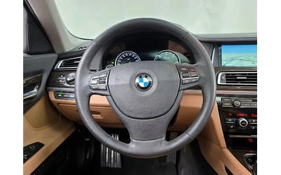 BMW 730 xDrive - автомобили, коли, обяви за нови и употребявани 12