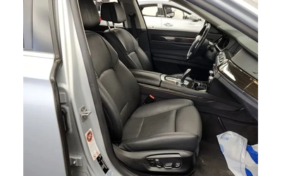 BMW 730 xDrive - автомобили, коли, обяви за нови и употребявани 10